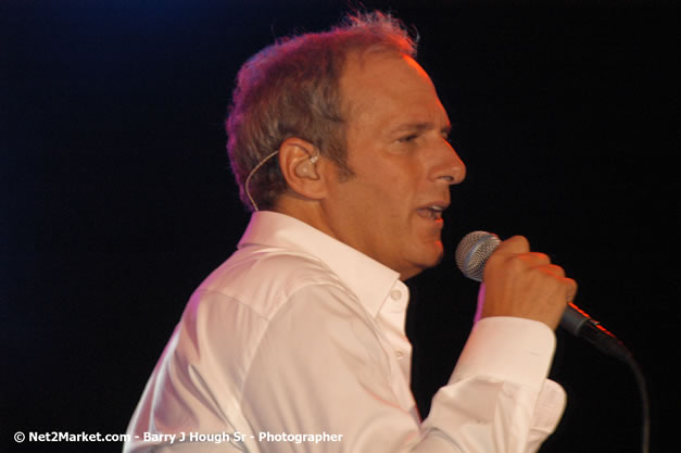 Michael Bolton - Air Jamaica Jazz & Blues Festival 2007 - The Art of Music -  Thursday, January 25th - 10th Anniversary - Air Jamaica Jazz & Blues Festival 2007 - The Art of Music - Tuesday, January 23 - Saturday, January 27, 2007, The Aqueduct on Rose Hall, Montego Bay, Jamaica - Negril Travel Guide, Negril Jamaica WI - http://www.negriltravelguide.com - info@negriltravelguide.com...!