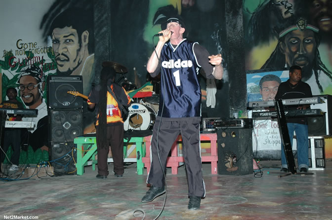 Frankie Paul & King Yellowman - Bobby Dread - Swallow - backed by the Indika Band - MC Earl Polkadot - Presented by Boubon Beach Restaurant, Beach Bar & Oceanfront Accommodations - Negril Travel Guide, Negril Jamaica WI - http://www.negriltravelguide.com - info@negriltravelguide.com...!