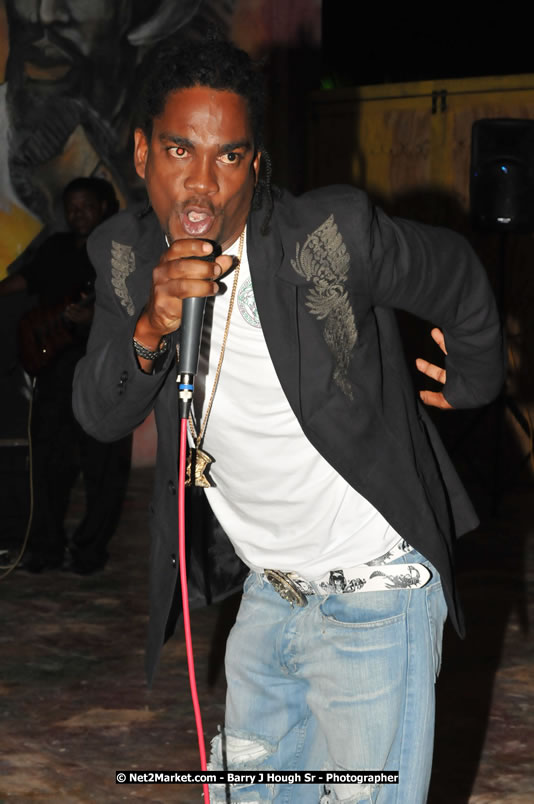  Coco Tea & Silver Cat at Bourbon Beach - Money Cologne Promotions presents The Growning of Coco Tea & Silver Cat at Bourbon Beach, Norman Manley Boulevard, Negril , Westmoreland, Jamaica W.I. - Monday, April 14, 2008 - Photographs by Net2Market.com - Barry J. Hough Sr, Photographer - Photos taken with a Nikon D300 - Negril Travel Guide, Negril Jamaica WI - http://www.negriltravelguide.com - info@negriltravelguide.com...!