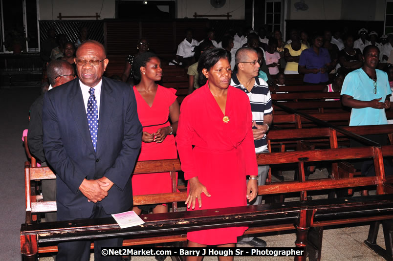 Lucea United Church - Unitied Church in Jamaica and Cayman Islands - Worship Service & Celebration of the Sacrament of Holy Communion - Special Guests: Hanover Homecoming Foundation & His excellency The Most Honourable Professor Sir Kenneth Hall Governor General of Jamaica - Sunday, August 3, 2008 - Hanover Homecoming Foundation LTD Jamaica - Wherever you roam ... Hanover bids you ... come HOME - Sunday, August 3 to Saturday, August 9, 2008 - Hanover Jamaica - Photographs by Net2Market.com - Barry J. Hough Sr. Photojournalist/Photograper - Photographs taken with a Nikon D300 - Negril Travel Guide, Negril Jamaica WI - http://www.negriltravelguide.com - info@negriltravelguide.com...!