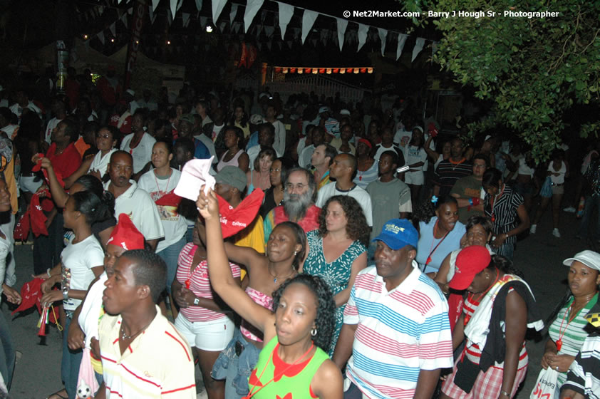 Jamaica Carnival 2007 @ The Jungle, Friday, March 2, 2007, The Jungle, Norman Manley Boulevard, Negril, Westmoreland, Jamaica W.I. - Negril Travel Guide, Negril Jamaica WI - http://www.negriltravelguide.com - info@negriltravelguide.com...!