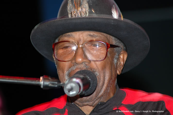 Bo Diddley - Air Jamaica Jazz & Blues Festival 2006 - The Art of Music - Cinnamon Hill Golf Club - Rosehall Resort & Country Club, Montego Bay, Jamaica W.I. - Thursday, Friday 27, 2006 - Negril Travel Guide, Negril Jamaica WI - http://www.negriltravelguide.com - info@negriltravelguide.com...!