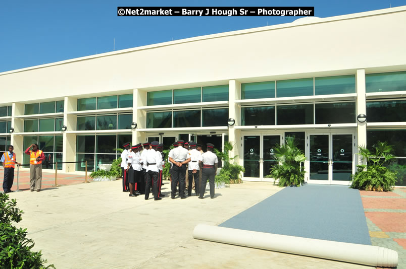 The Unveiling Of The Commemorative Plaque By The Honourable Prime Minister, Orette Bruce Golding, MP, And Their Majesties, King Juan Carlos I And Queen Sofia Of Spain - On Wednesday, February 18, 2009, Marking The Completion Of The Expansion Of Sangster International Airport, Venue at Sangster International Airport, Montego Bay, St James, Jamaica - Wednesday, February 18, 2009 - Photographs by Net2Market.com - Barry J. Hough Sr, Photographer/Photojournalist - Negril Travel Guide, Negril Jamaica WI - http://www.negriltravelguide.com - info@negriltravelguide.com...!