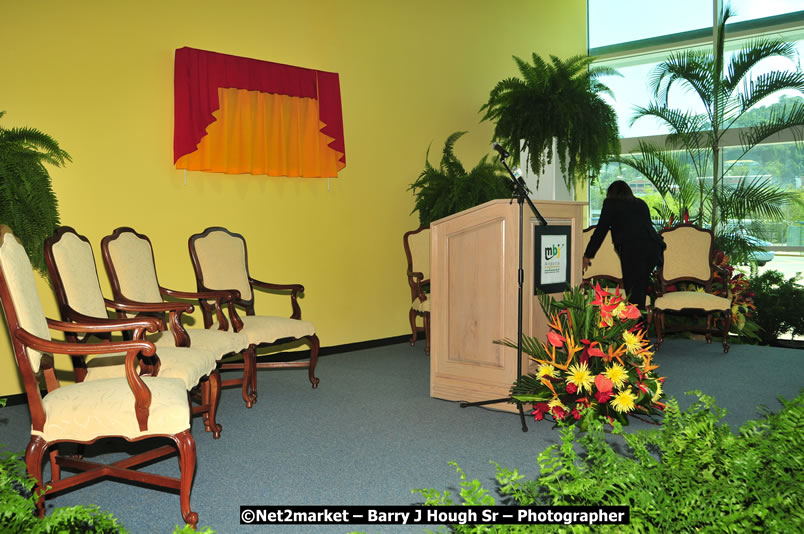 The Unveiling Of The Commemorative Plaque By The Honourable Prime Minister, Orette Bruce Golding, MP, And Their Majesties, King Juan Carlos I And Queen Sofia Of Spain - On Wednesday, February 18, 2009, Marking The Completion Of The Expansion Of Sangster International Airport, Venue at Sangster International Airport, Montego Bay, St James, Jamaica - Wednesday, February 18, 2009 - Photographs by Net2Market.com - Barry J. Hough Sr, Photographer/Photojournalist - Negril Travel Guide, Negril Jamaica WI - http://www.negriltravelguide.com - info@negriltravelguide.com...!