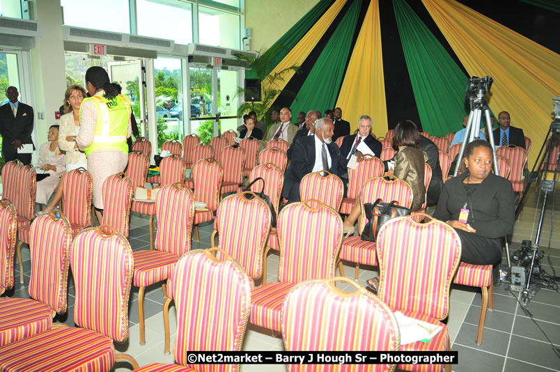 The Unveiling Of The Commemorative Plaque By The Honourable Prime Minister, Orette Bruce Golding, MP, And Their Majesties, King Juan Carlos I And Queen Sofia Of Spain - On Wednesday, February 18, 2009, Marking The Completion Of The Expansion Of Sangster International Airport, Venue at Sangster International Airport, Montego Bay, St James, Jamaica - Wednesday, February 18, 2009 - Photographs by Net2Market.com - Barry J. Hough Sr, Photographer/Photojournalist - Negril Travel Guide, Negril Jamaica WI - http://www.negriltravelguide.com - info@negriltravelguide.com...!