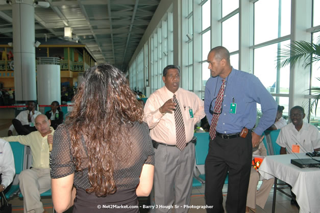 MBJ Airports Limited Welcomes WestJet Airlines - Inaugural Scheduled Service From Toronto Pearsons International Airport - Monday, December 10, 2007 - Sangster International Airport - MBJ Airports Limited, Montego Bay, Jamaica W.I. - Photographs by Net2Market.com - Barry J. Hough Sr, Photographer - Negril Travel Guide, Negril Jamaica WI - http://www.negriltravelguide.com - info@negriltravelguide.com...!