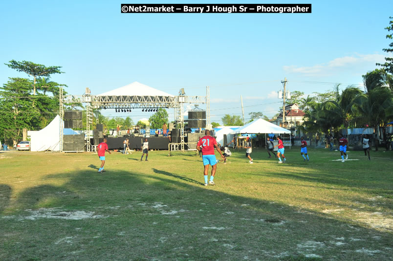 Marley Magic Traffic Jam - Celebrity Football @ Spring Break - Saturday, March 21, 2009 - Also Featuring: Kelley, Capleton, Junior Reid, Spragga Benz, Wayne Marshall, Munga, Romaine Virgo,Embee, Bango Herman, Flava K, Whisky Baggio, Andrew and Wadda Blood, Black Am I, Packa, Venue at Waz Beach, Norman Manley Boulevard, Negril Westmoreland, Jamaica - Saturday, March 21, 2009 - Photographs by Net2Market.com - Barry J. Hough Sr, Photographer/Photojournalist - Negril Travel Guide, Negril Jamaica WI - http://www.negriltravelguide.com - info@negriltravelguide.com...!