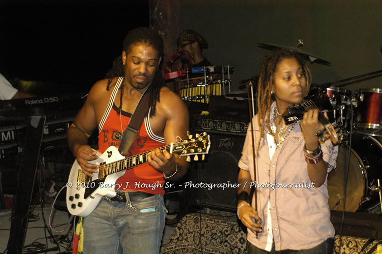 JAH Cure - Live In Concert @ Negril Escape Resort and Spa, December 15, 2009, One Love Drive, West End, Negril, Westmoreland, Jamaica W.I. - Photographs by Net2Market.com - Barry J. Hough Sr, Photographer/Photojournalist - Negril Travel Guide, Negril Jamaica WI - http://www.negriltravelguide.com - info@negriltravelguide.com...!