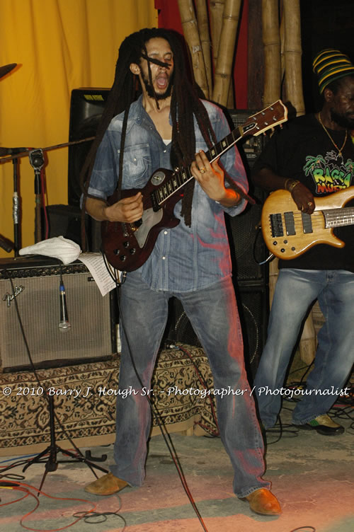 Julian Marley - Grammy Nominee & Son of the Legend Bob Marley - Live in Concert - Also featuring Ras Noble, Power Drill, Iron Head, & Robin Banks - Backing Band Roots Warrior, plus DJ Gemini @ One Love Reggae Concerts Series 09/10 @ Negril Escape Resort & Spa, February 2, 2010, One Love Drive, West End, Negril, Westmoreland, Jamaica W.I. - Photographs by Net2Market.com - Barry J. Hough Sr, Photographer/Photojournalist - The Negril Travel Guide - Negril's and Jamaica's Number One Concert Photography Web Site with over 40,000 Jamaican Concert photographs Published -  Negril Travel Guide, Negril Jamaica WI - http://www.negriltravelguide.com - info@negriltravelguide.com...!