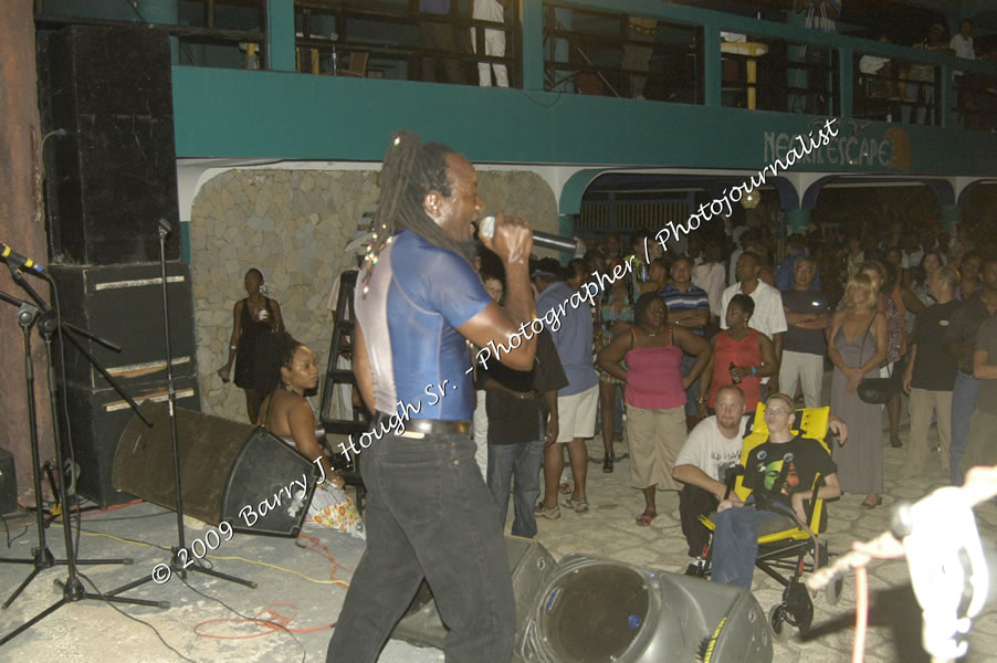  Tarrus Riley - Live in Concert - at the One Love Reggae Concert Series 09/10 @ Negril Escape Resort & Spa - Also Featuring: Mistic Bowie, Monday Justice, Cash, Dean Frazier - DJ Gemini - MC Oliver Cargill, Negril Escape Resort & Spa, One Love Drive, West End, Negril, Westmoreland, Jamaica W.I. - Tuesday, November 17, 2009 - Photographs by Net2Market.com - Barry J. Hough Sr, Photographer / Photojournalist - Photos taken with a Nikon D70, D100, or D300 - Negril Travel Guide, Negril Jamaica WI - http://www.negriltravelguide.com - info@negriltravelguide.com...!