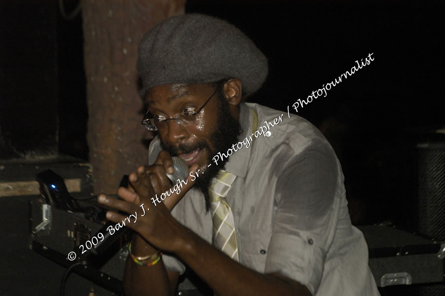  Tarrus Riley - Live in Concert - at the One Love Reggae Concert Series 09/10 @ Negril Escape Resort & Spa - Also Featuring: Mistic Bowie, Monday Justice, Cash, Dean Frazier - DJ Gemini - MC Oliver Cargill, Negril Escape Resort & Spa, One Love Drive, West End, Negril, Westmoreland, Jamaica W.I. - Tuesday, November 17, 2009 - Photographs by Net2Market.com - Barry J. Hough Sr, Photographer / Photojournalist - Photos taken with a Nikon D70, D100, or D300 - Negril Travel Guide, Negril Jamaica WI - http://www.negriltravelguide.com - info@negriltravelguide.com...!