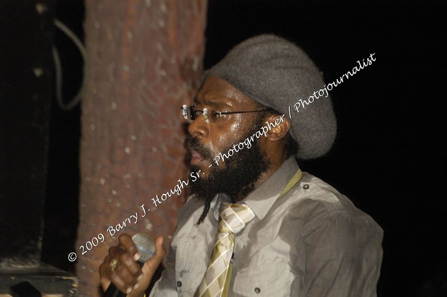  Tarrus Riley - Live in Concert - at the One Love Reggae Concert Series 09/10 @ Negril Escape Resort & Spa - Also Featuring: Mistic Bowie, Monday Justice, Cash, Dean Frazier - DJ Gemini - MC Oliver Cargill, Negril Escape Resort & Spa, One Love Drive, West End, Negril, Westmoreland, Jamaica W.I. - Tuesday, November 17, 2009 - Photographs by Net2Market.com - Barry J. Hough Sr, Photographer / Photojournalist - Photos taken with a Nikon D70, D100, or D300 - Negril Travel Guide, Negril Jamaica WI - http://www.negriltravelguide.com - info@negriltravelguide.com...!