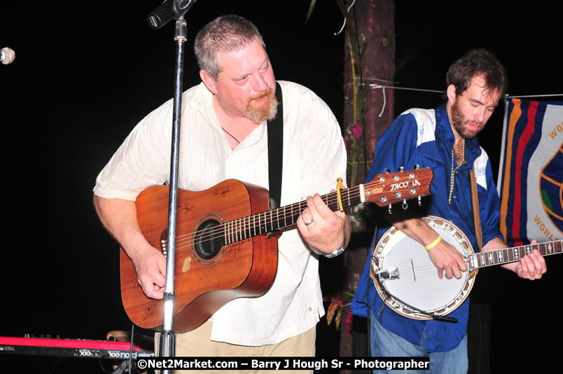 Chinese New Year @ The Sunset Show at Negril Escape - Tuesday, January 27, 2009 - Live Reggae Music at Negril Escape - Tuesday Nights 6:00PM to 10:00 PM - Photographs by Net2Market.com - Barry J. Hough Sr, Photographer/Photojournalist - Negril Travel Guide, Negril Jamaica WI - http://www.negriltravelguide.com - info@negriltravelguide.com...!