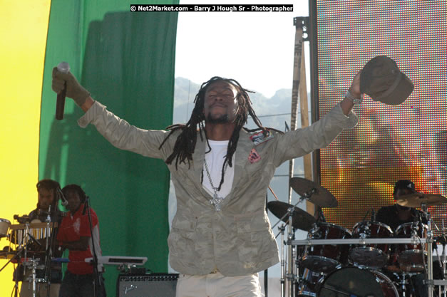 Jah Cure at Tru-Juice Rebel Salute 2008 - The 15th staging of Tru-Juice Rebel Salute, Saturday, January 12, 2008, Port Kaiser Sports Club, St. Elizabeth, Jamaica W.I. - Photographs by Net2Market.com - Barry J. Hough Sr, Photographer - Negril Travel Guide, Negril Jamaica WI - http://www.negriltravelguide.com - info@negriltravelguide.com...!