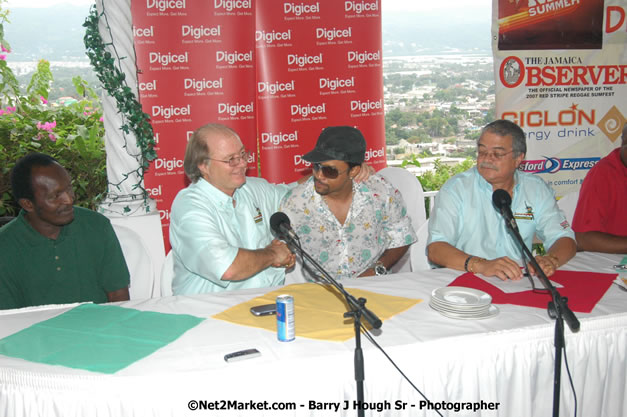 LL Cool J - Shaggy - Press Conference @ Richmond Hill Inn, Montego Bay - Red Stripe Reggae Sumfest at Catherine Hall, Montego Bay, St James, Jamaica W.I. - Negril Travel Guide.com, Negril Jamaica WI - http://www.negriltravelguide.com - info@negriltravelguide.com...!