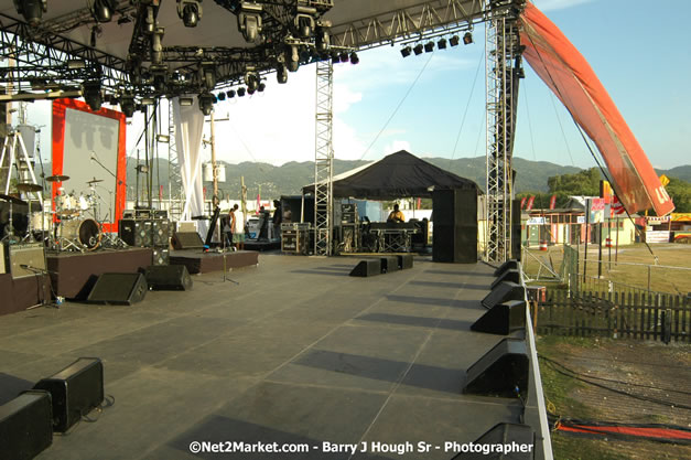 Venue Pre Explosion - Thursday, July 19, 2007 - Red Stripe Reggae Sumfest at Catherine Hall, Montego Bay, St Jamaica, Jamaica W.I. - Negril Travel Guide.com, Negril Jamaica WI - http://www.negriltravelguide.com - info@negriltravelguide.com...!