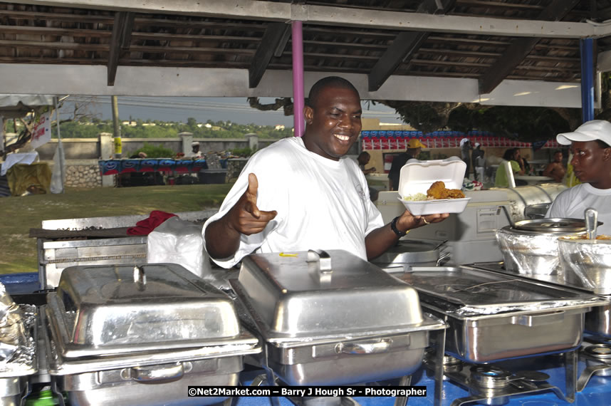 Reggae Sumfest Beach Party at Tropical Beach, Montego Bay - Sunday, July 13, 2008 - Negril Travel Guide, Negril Jamaica WI - http://www.negriltravelguide.com - info@negriltravelguide.com...!