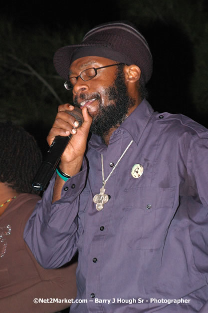 Tarrus Riley, Jimmy Riley, and Dwayne Stephensen - Money Cologne Promotions in association with "British Link Up" presents Summer Jam featuring She's Royal Tarrus Riley & Jimmy Riley - Plus Ras Slick, Sham Dawg, and Whiskey Bagio @ Roots Bamboo, Norman Manley Boulevard, Negril, Jamaica W.I. - Backed up Dean Fraser & The Hurricanne Band - MC Barry G and Rev. BB - July 25, 2007 - Negril Travel Guide.com, Negril Jamaica WI - http://www.negriltravelguide.com - info@negriltravelguide.com...!